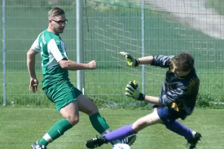 Auf dem Rasenplatz in Stetten muss der FC Eiche Sippersfeld II am Sonntag gegen die SG Stetten/Gauersheim II antreten.