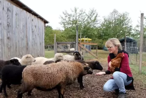 Susanne Dicker hat den ersten Lernort-Bauernhof Landaus gegründet. Sie hofft auf den Besuch vieler Schulklassen.