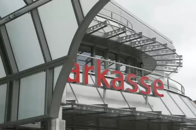 Sieht sich rechtlich auf der sicheren Seite: die Sparkasse Germersheim-Kandel, hier die Hauptstelle in Kandel.