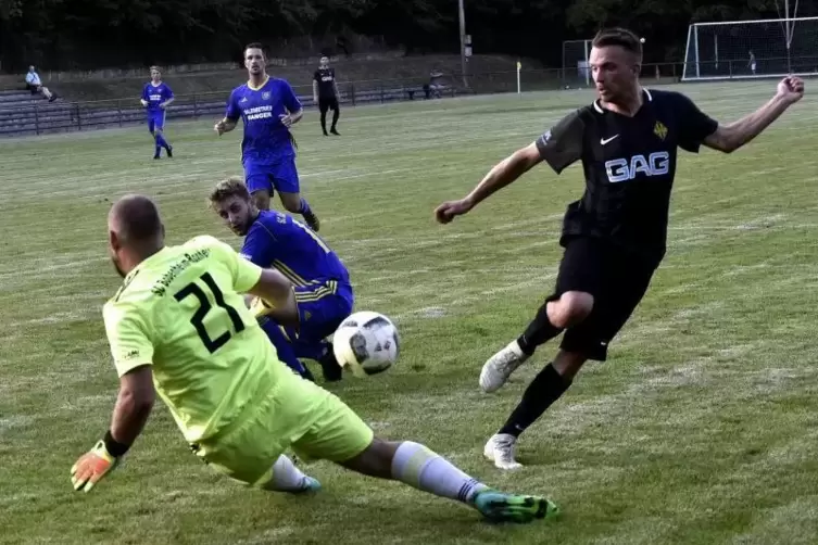 Trotz fünf Gegentoren war SC-Keeper Dennis Stockmann, hier in einem früheren Spiel, einer der besten Bobenheim-Roxheimer.