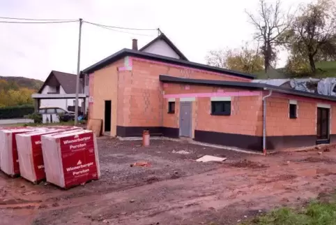 Im Bau: das neue Feuerwehrhaus in Börsborn.