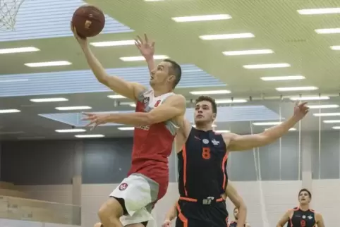 In der Form seines Lebens: Gergely Hosszu, hier beim Korbwurf in einer Partie gegen gegen die SG Mannheim.