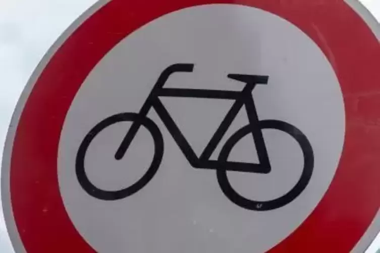 Radfahren verboten!