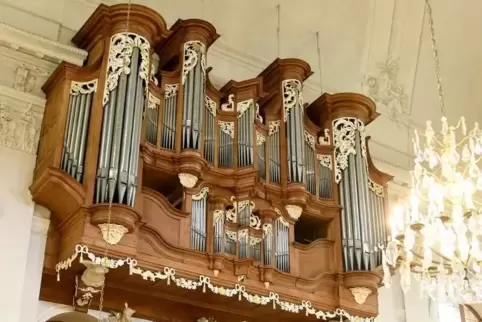 Ein Sinnenrausch, klanglich wie optisch: die Stumm-Orgel der Paulskirche in Kirchhembolanden.