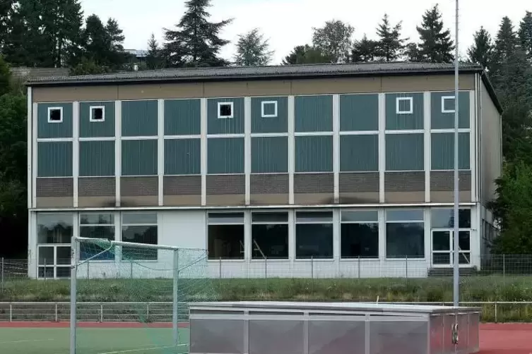 Das Nordpfalzgymnasium wird noch eine Weile auf eine Turnhalle verzichten müssen. Gerade für die Klassenstufen fünf bis acht ist