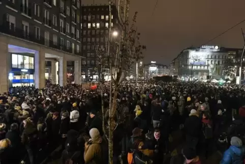 Die Budapester Kulturszene hat zum Protest gegen die Orbán’sche „Zensur“-Politik gerufen.