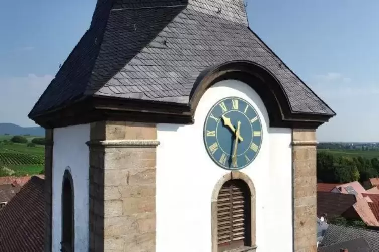 Die Evangelische Kirche in Mörzheim. 