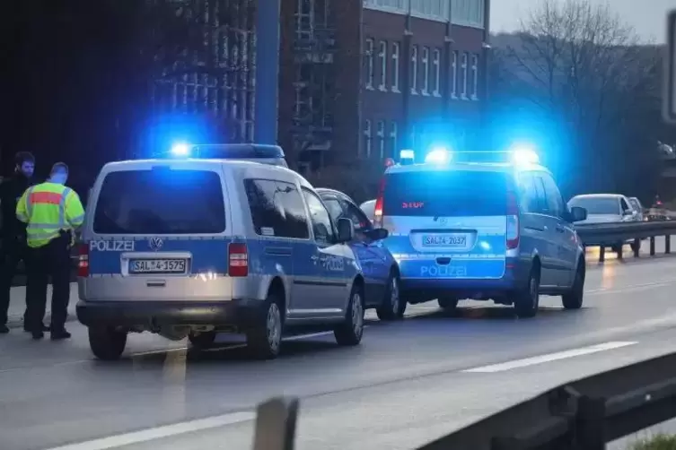 Der Polizei gelang es auf der A620, den 62-jährigen Mercedesfahrer anzuhalten.