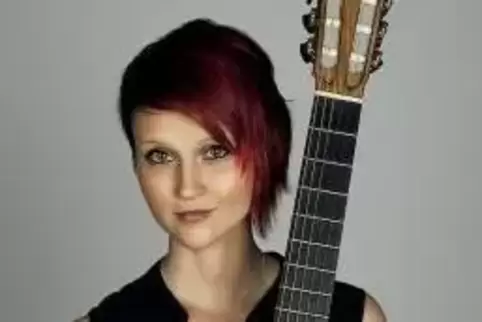 Mit einem Solokonzert von Stephanie Jones beginnt das Gitarrenfestival in Weisenheim am Berg.