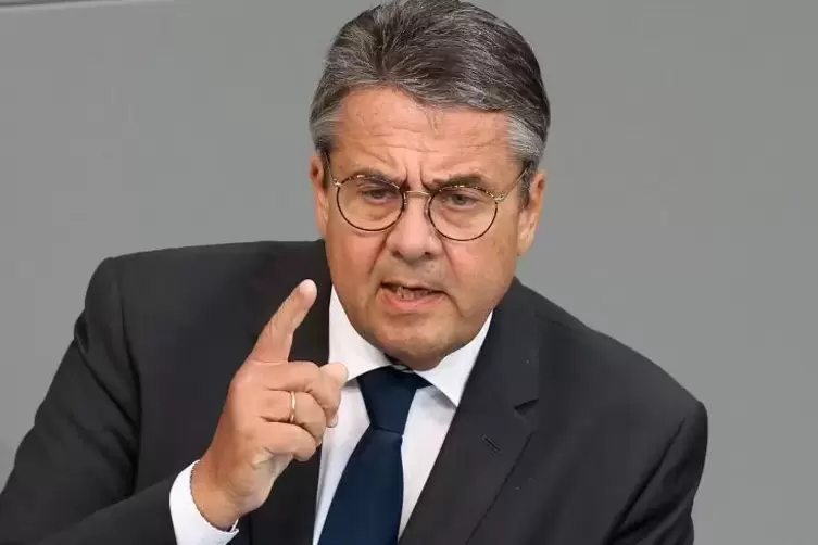 Sigmar Gabriel findet es schlimm, dass sofort ein „Gerneralverdacht“ entsteht, wenn man in die Wirtschaft wechselt.