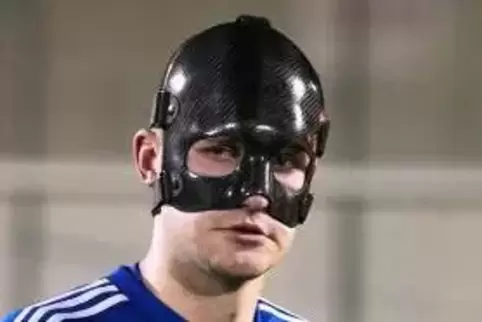 Spielt nach seinem Schädelbruch mit Schutzmaske: Yannick Grieß.
