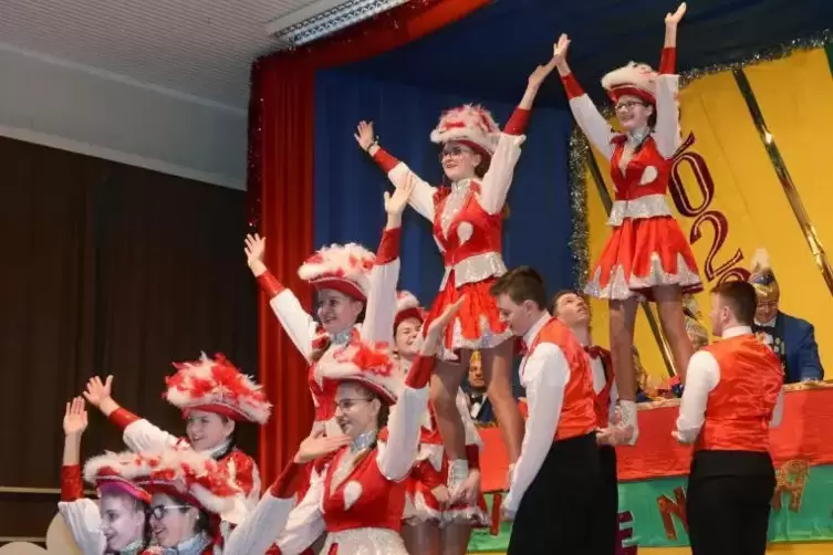 Wunderbares Bild: die Prinzengarde des Oberndorfer Carneval-Clubs.