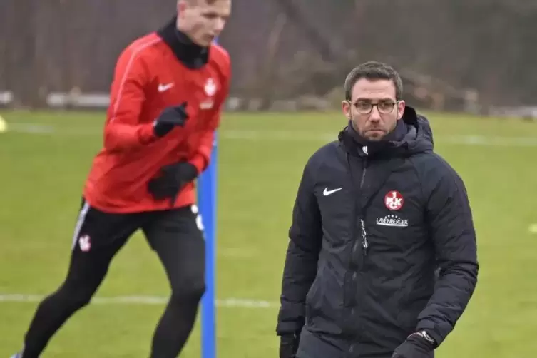 Vorfreude auf die Partie am Samstag in Ingolstadt: FCK-Trainer Boris Schommers. 