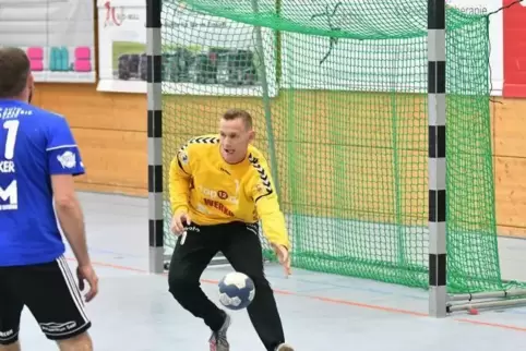 Torwart Benedikt Berz vom SV 64 (hier im Spiel gegen Dillingen/Diefflen im September 2019) sorgt für neun Paraden in 30 Minuten.